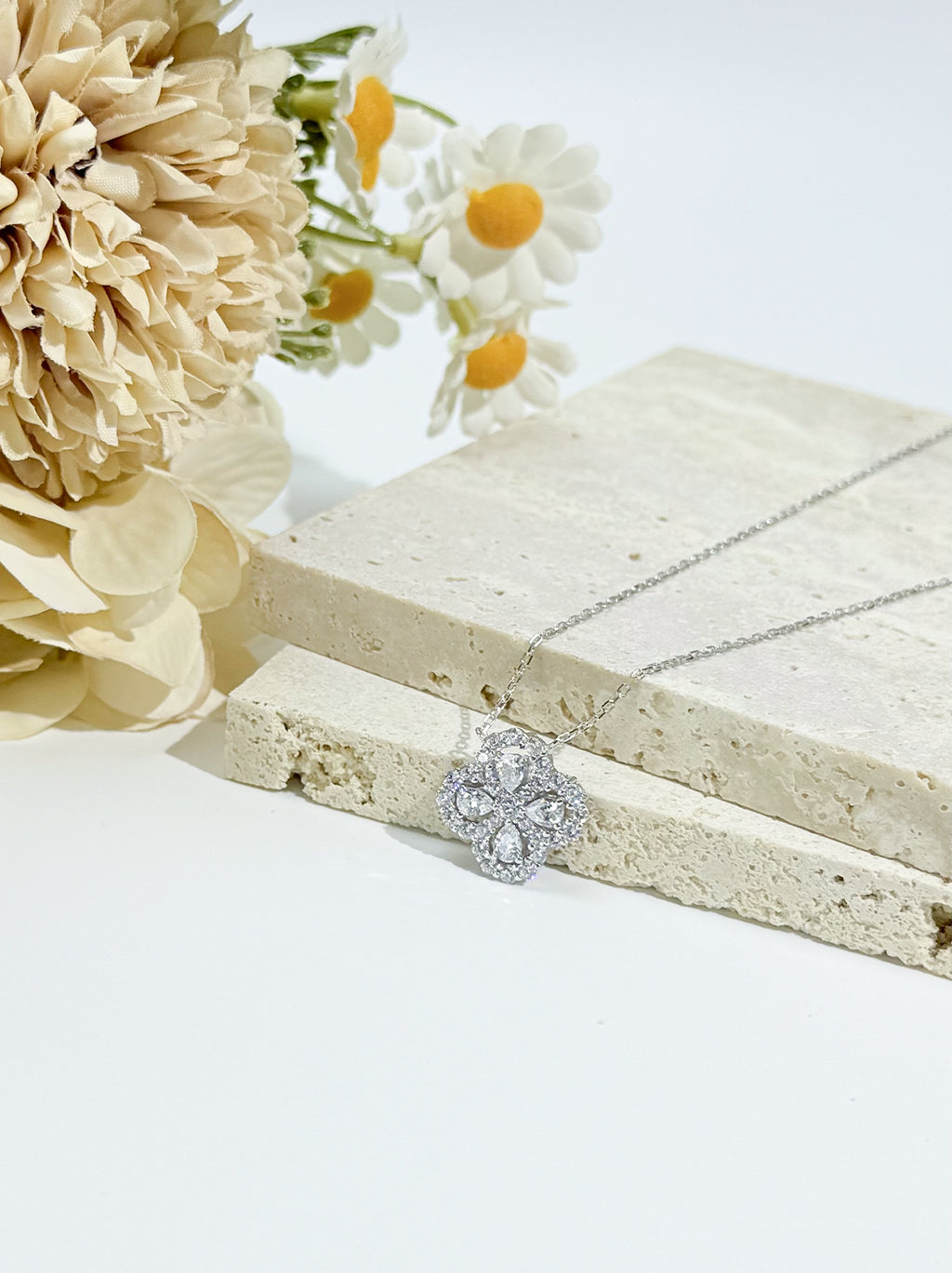 Clover Necklace